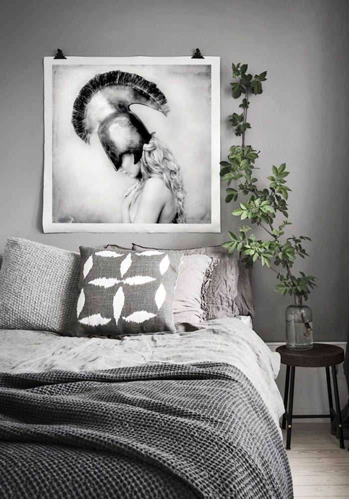 STELLA – A Warrior Queen in Light