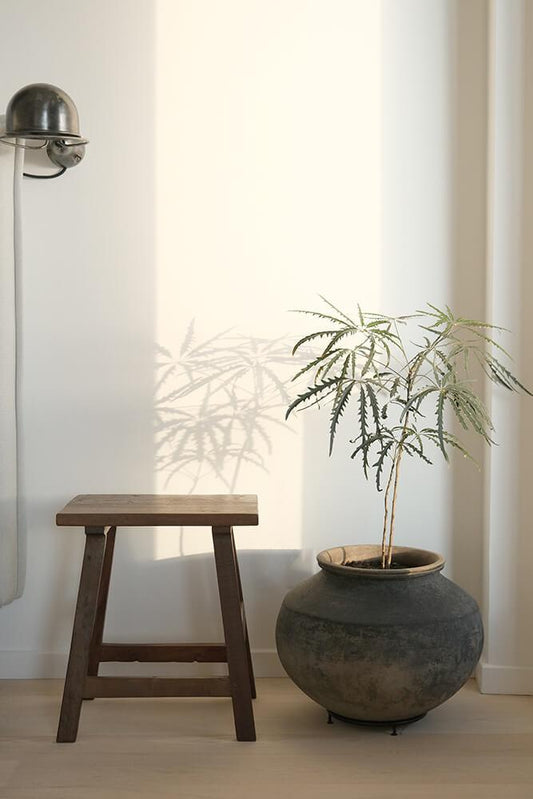 Clay Pot on Iron Stand – A Statement of Stillness and Strength