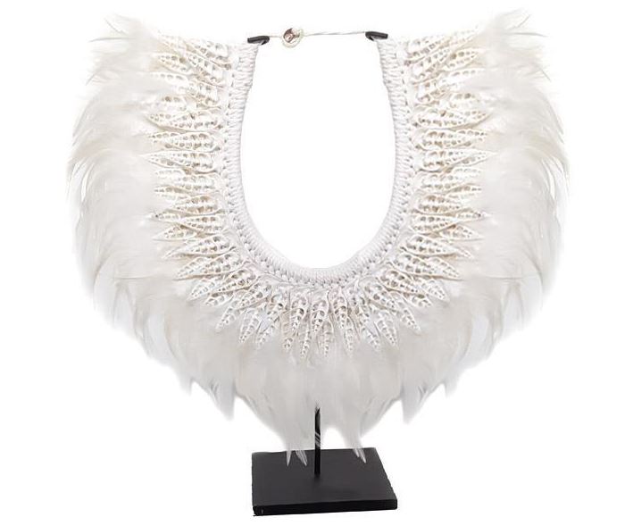 Papua Treasure – Feather Necklace from Concong