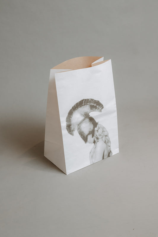  Papiertüte Adele und Ketut