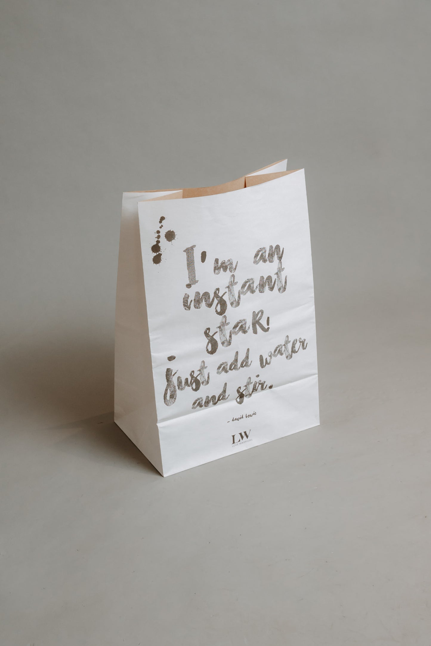  Papiertüte Adele und Ketut