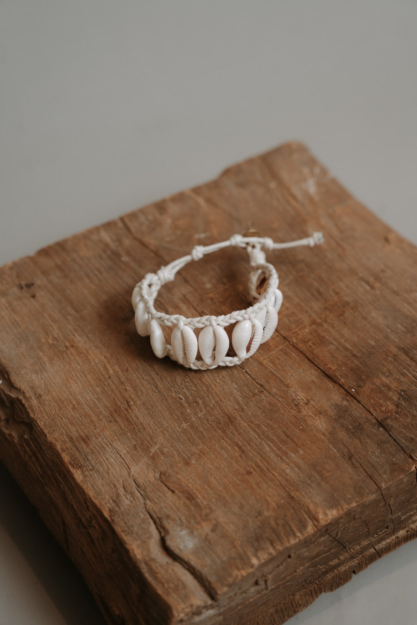 Nori Shell Row Bracelet – Soft Strength by the Sea