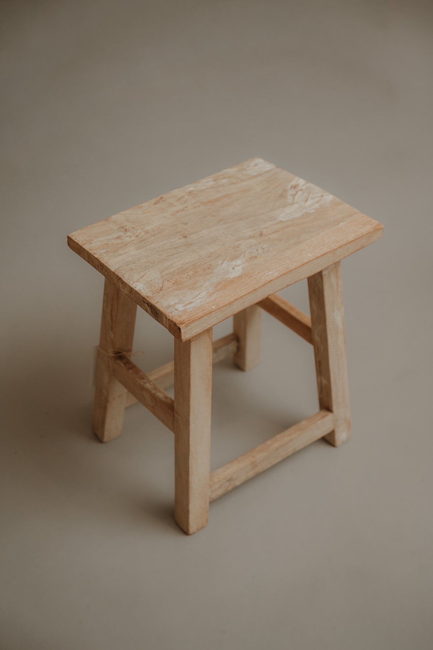 Light Stool – Soft in Hue, Strong in Spirit