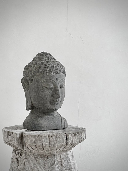 Thai Buddha Head – Grey Stone